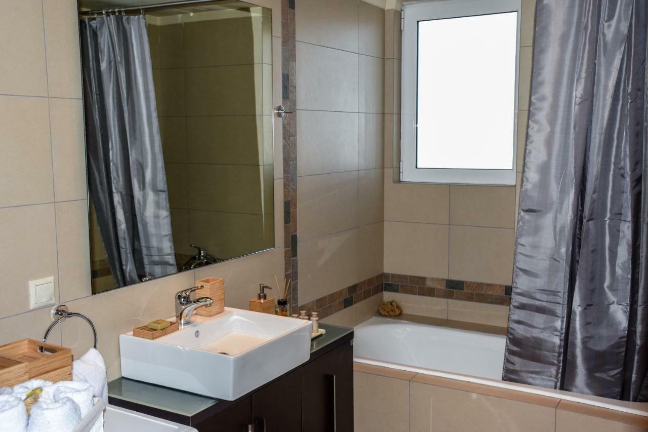 דירות אתונה Boutique Penthouse Next To Stavros Niarchos Foundation מראה חיצוני תמונה